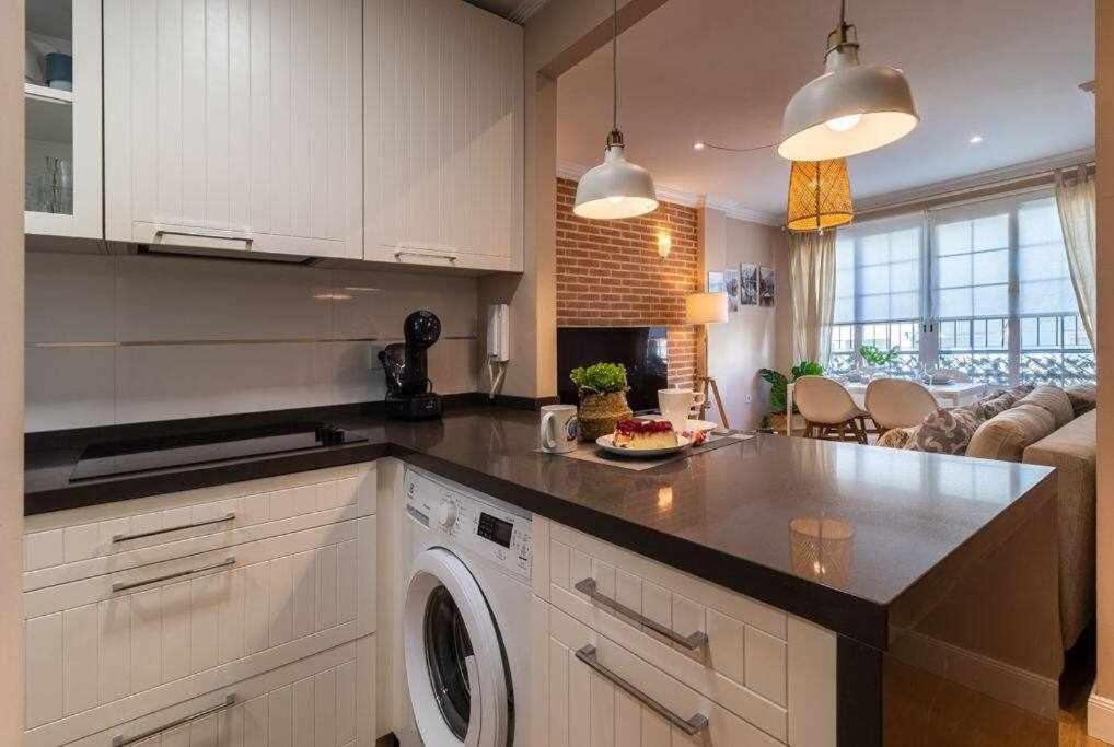 3 Apartamento En Estadio Sevilla 8 Plazas 3 Hab Y Metro Εξωτερικό φωτογραφία