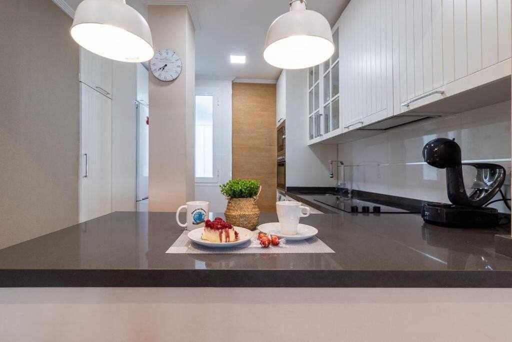 3 Apartamento En Estadio Sevilla 8 Plazas 3 Hab Y Metro Εξωτερικό φωτογραφία
