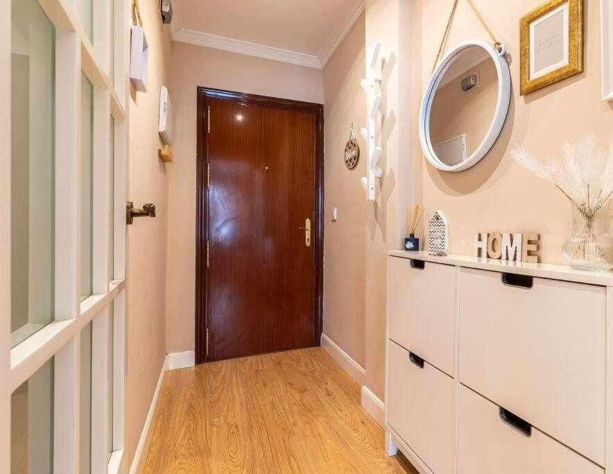 3 Apartamento En Estadio Sevilla 8 Plazas 3 Hab Y Metro Εξωτερικό φωτογραφία